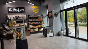 Інтер'єр магазину "Уманьпиво" в м. Біла Церква по вул. Леваневського, 57