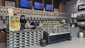 Інтер'єр магазину "Уманьпиво" в м. Біла Церква по вул. Леваневського, 57