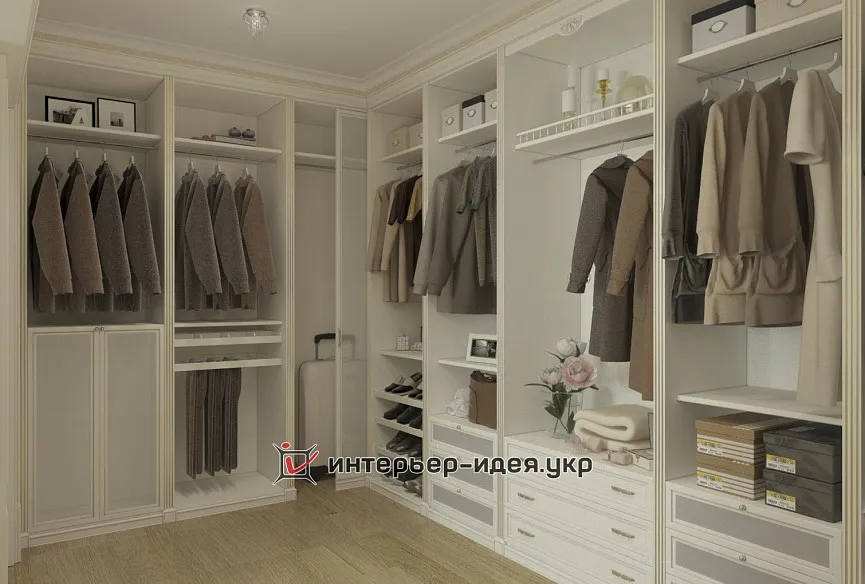 Дизайн спальні та гардеробної з італійськими мотивами