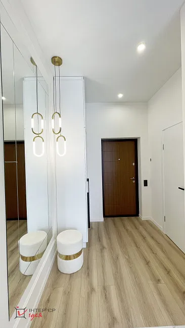 Стильна сучасна квартира площею 45 м²