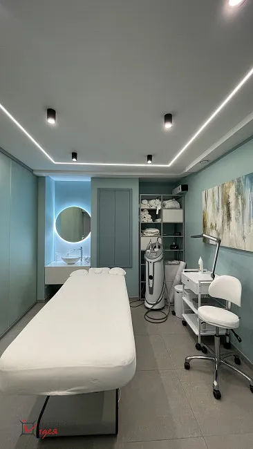 Салон краси &quot;EIS&quot; площею 60 м²