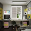 Дизайн дитячої кімнати з яскравими акцентами жовтого і рожевого